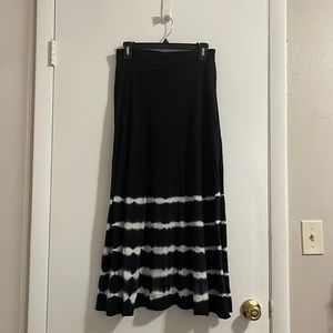 Tryst black and white tie dye skirt